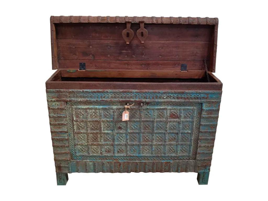 Wooden and blue metal chest 132x44x90h DSOD10535